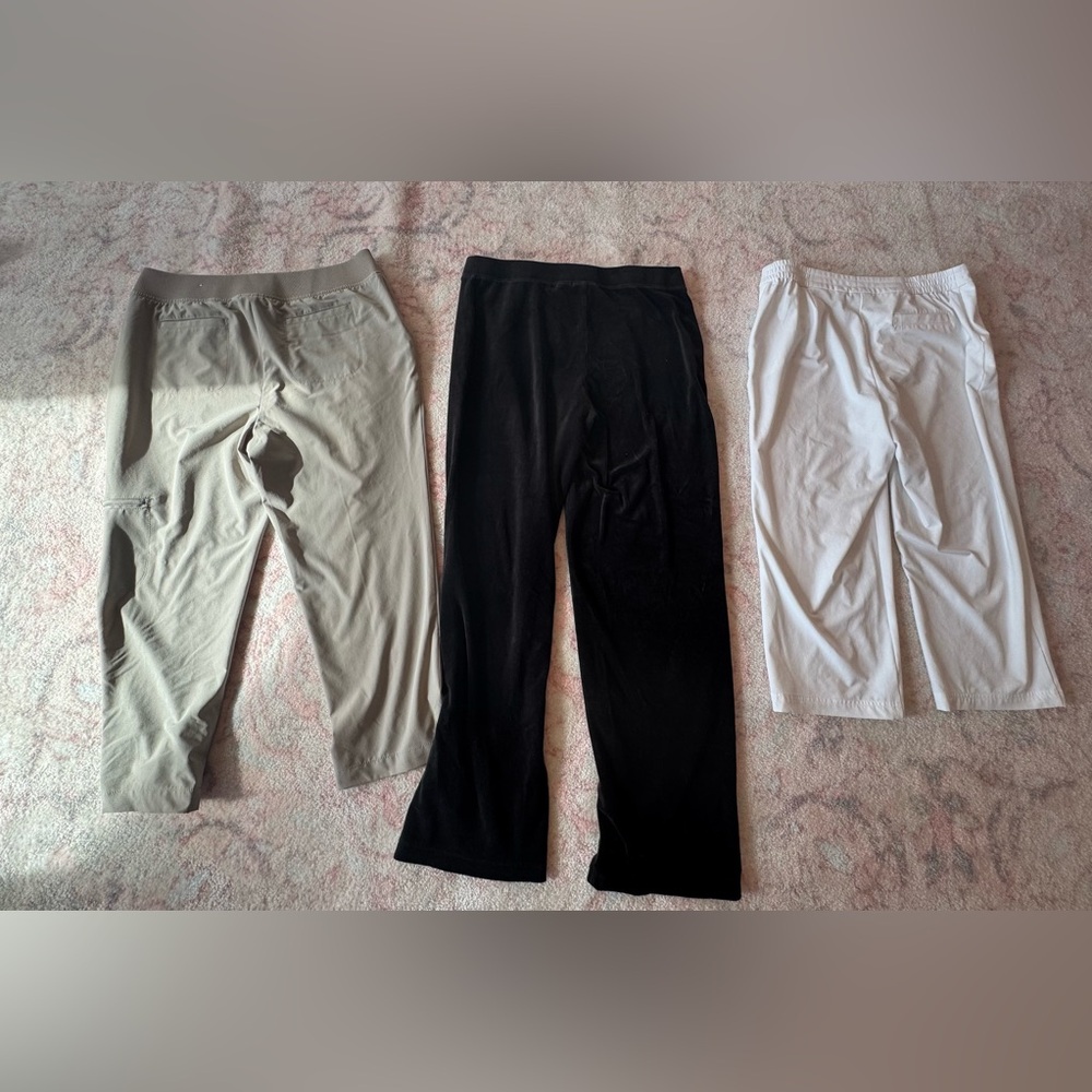 Chico's Zenergy Women’s Bottom Bundle (Size 1) - Picture 2 of 5